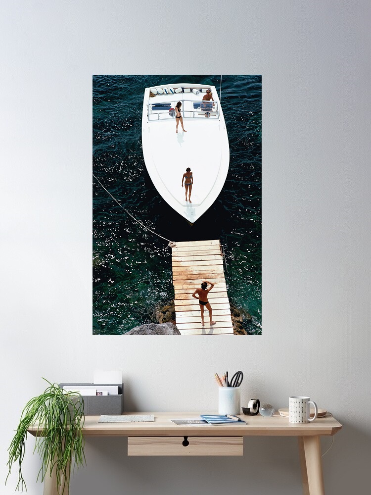 Luxury Lifestyle Images - Retro Poolside Host Luxury Lifestyle de