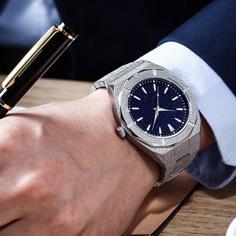 Reloj dorado Stardust cepillad - Luxury Lifestyle Brand reseña y precio