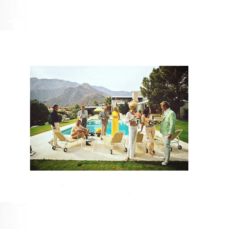 Retro Poolside Host Luxury Lif - Luxury Lifestyle Images reseña y precio