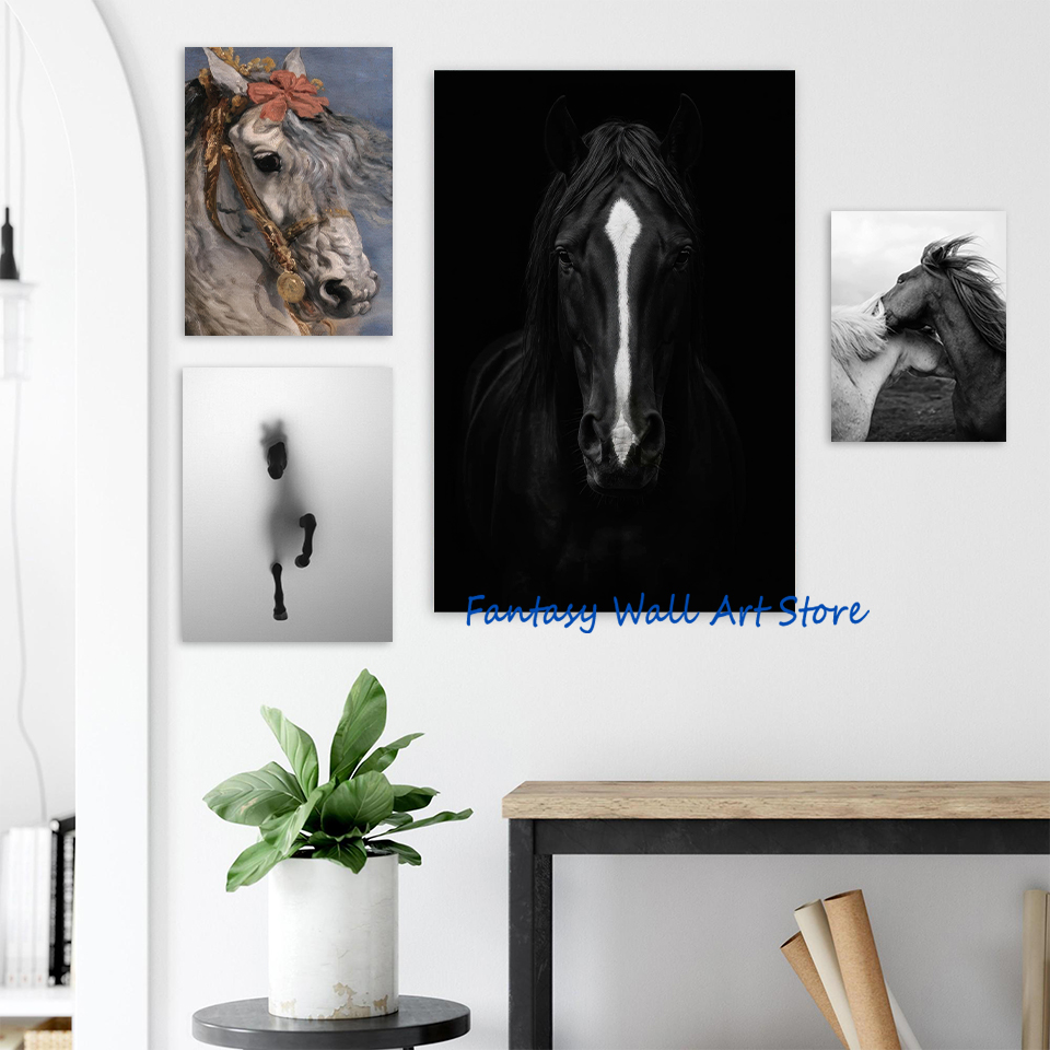 Fotografías de Caballos Negros - Luxury Lifestyle Homes Photos reseña y precio