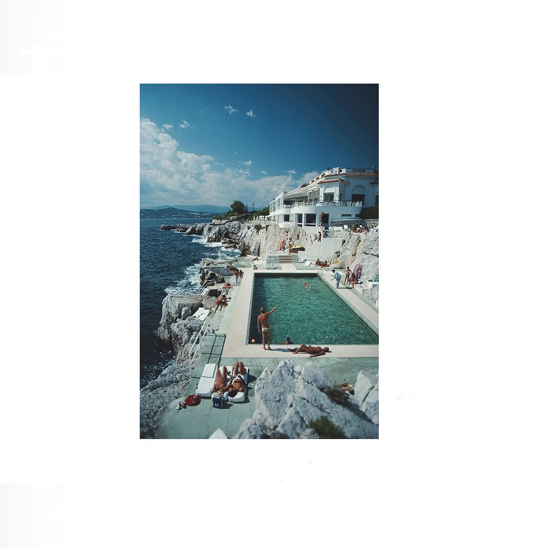 Retro Poolside Host Luxury Lif - Luxury Lifestyle Images reseña y precio